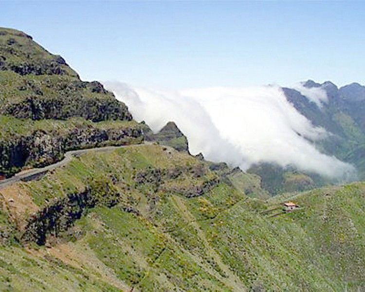 ホテル Encumeada Serra de Água エクステリア 写真